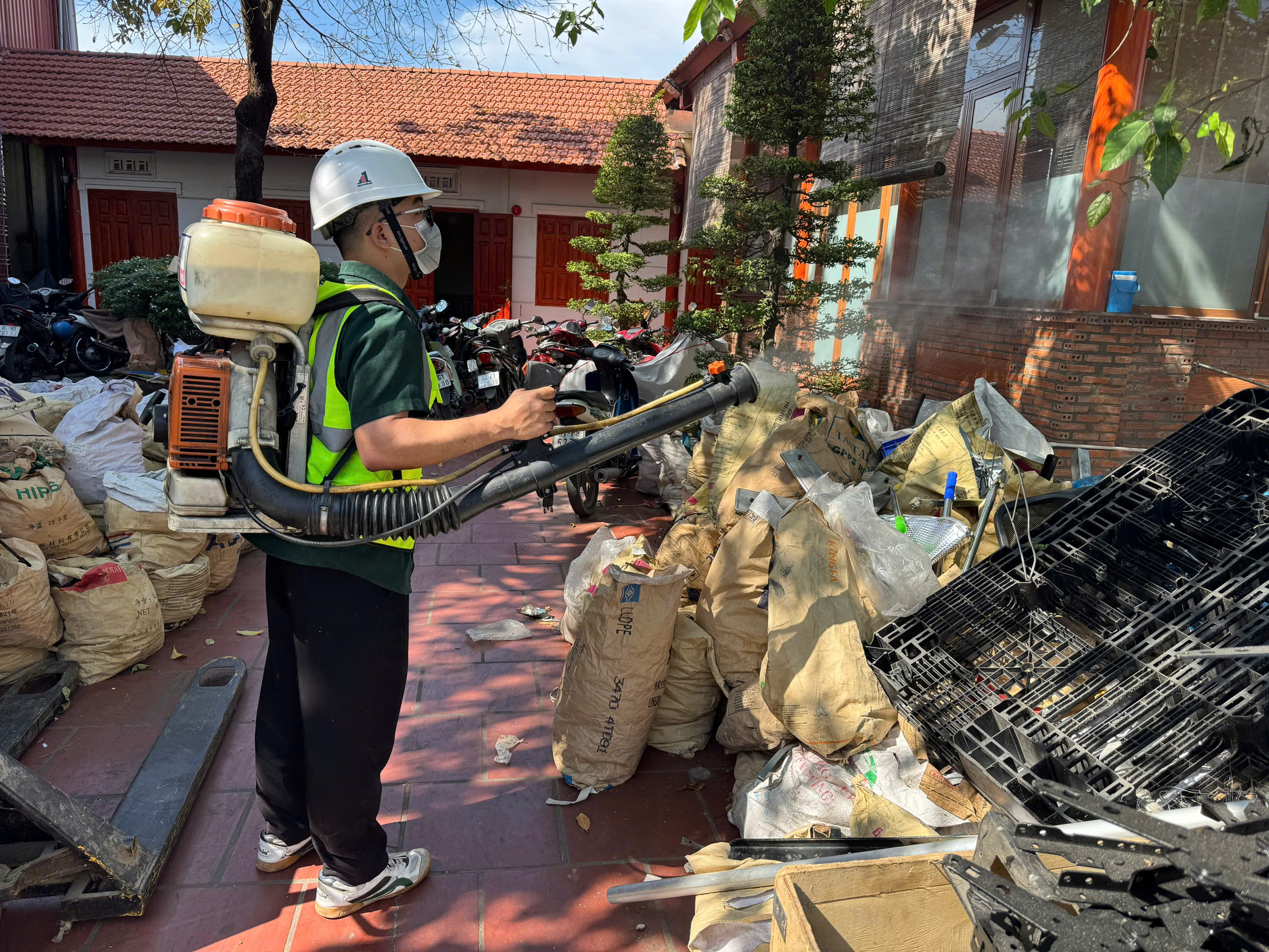 Dịch vụ diệt mạt gà